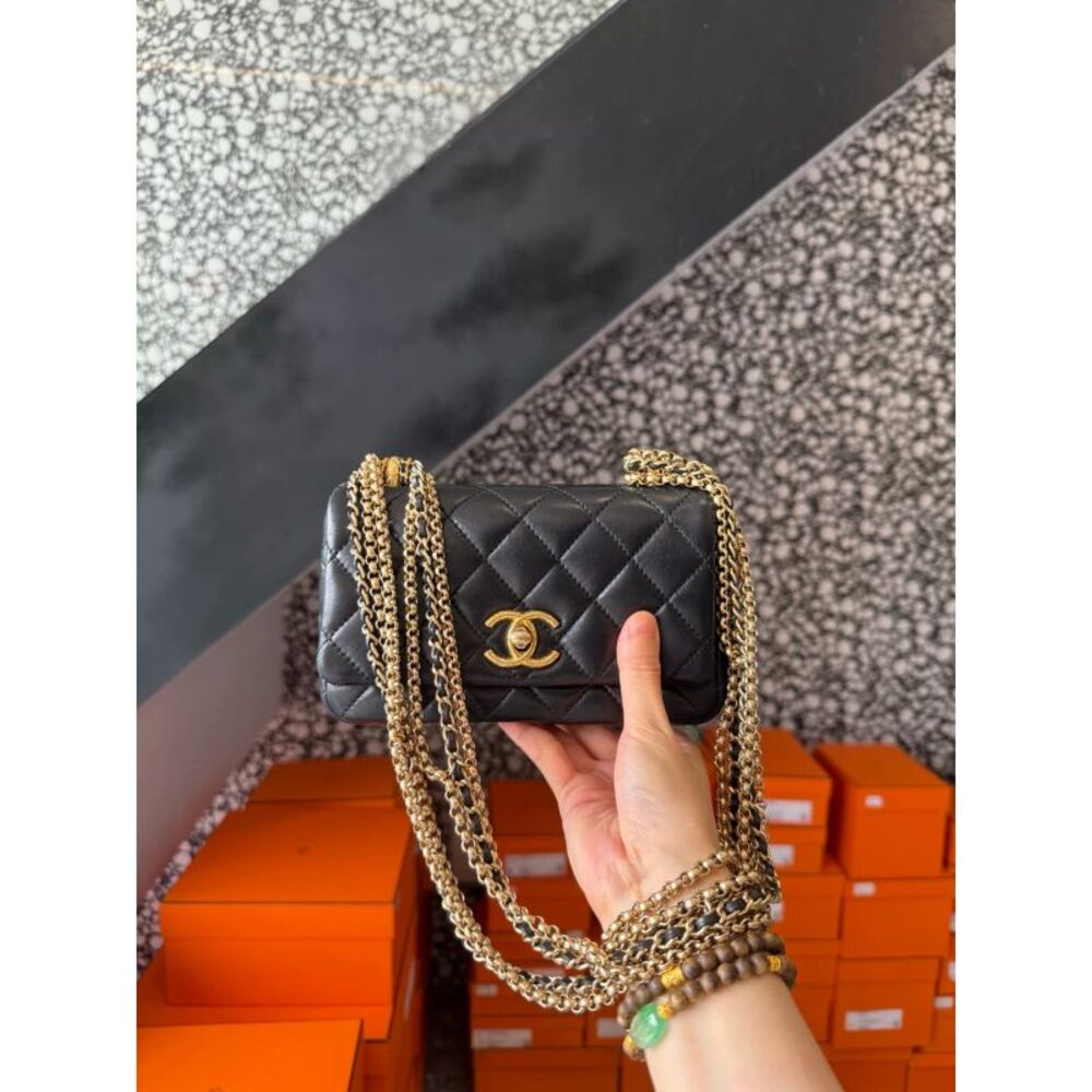 Chanel Women Pre-Loved Bag Very Good Condition
